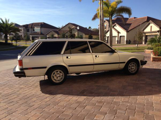 Illustration for article titled For $4,950, This 1988 Peugeot 505 SW Could Be Your Lion in Spring